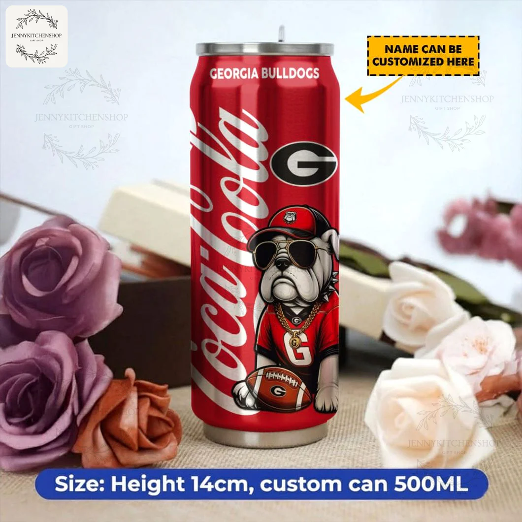 Side view of the Georgia Bulldogs custom tumbler surrounded by roses, with text showing its size: 14cm height and 500ml capacity.