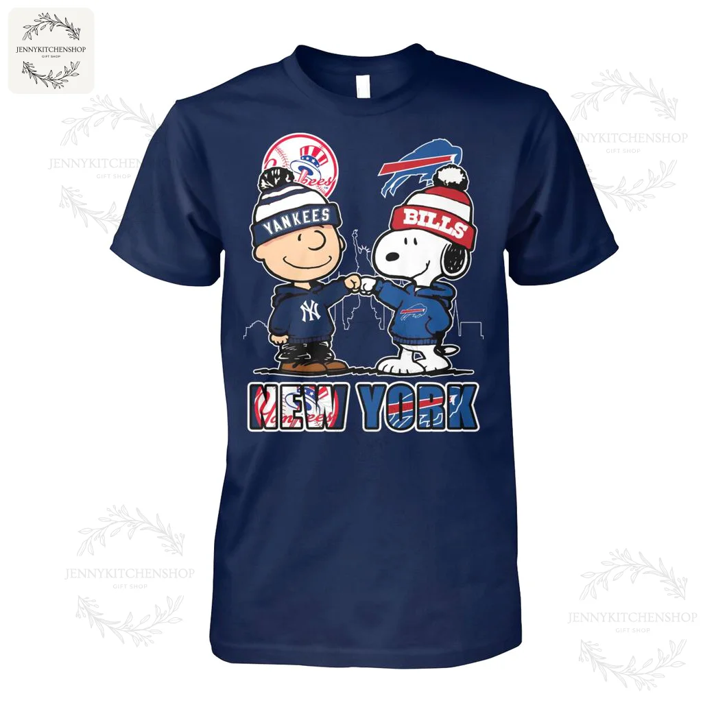 Yankees Bills Crossover x Peanuts - Charlie Brown Snoopy New York Graphic Sweatshirt