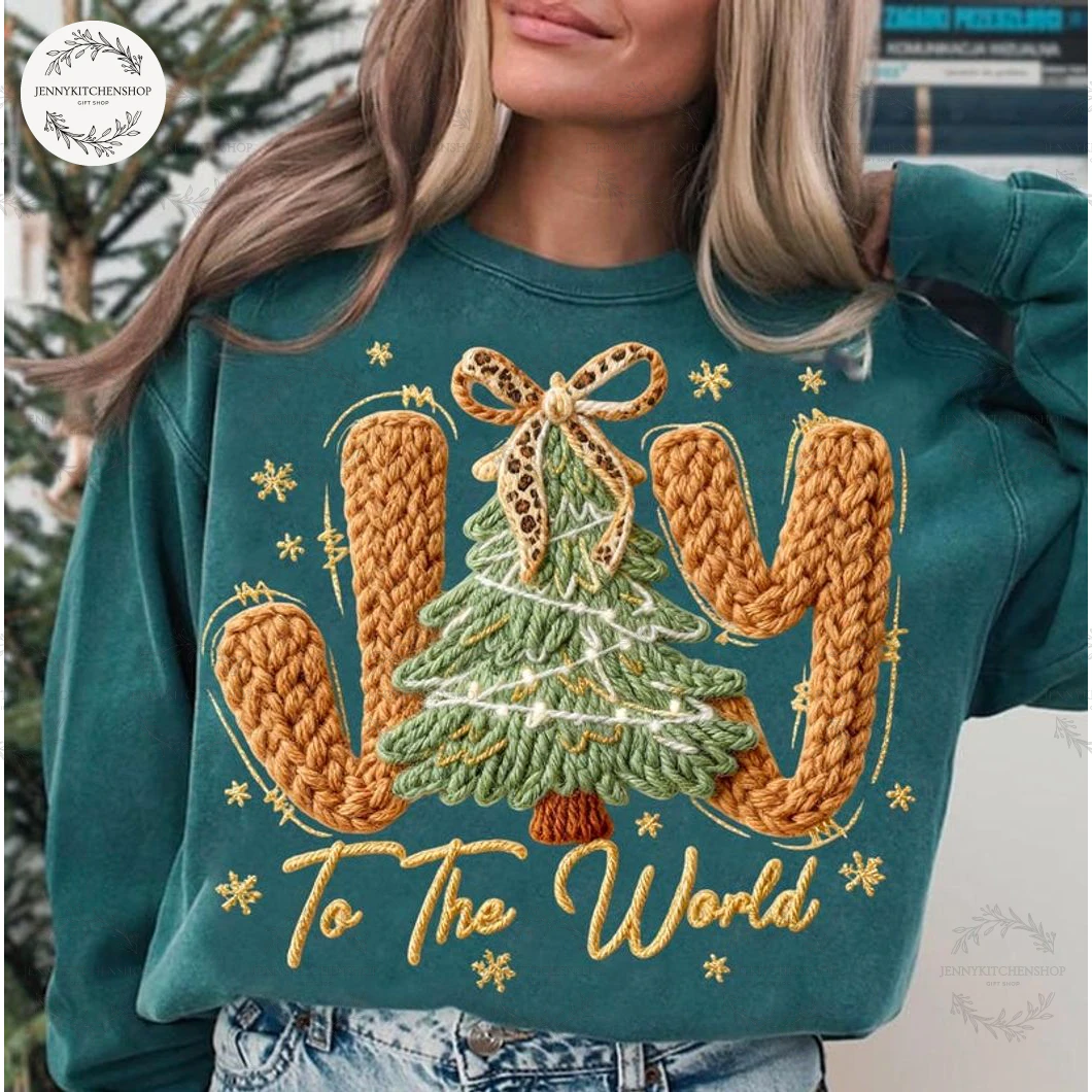 Leopard Jesus To The World Christmas T-Shirt